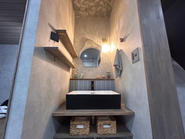 枚方市田口1丁目の中古一戸建て(洗面台・洗面所)