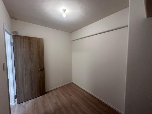 寝屋川コーポラス(子供部屋)