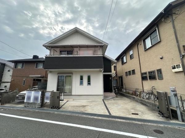 枚方市東香里１丁目の中古一戸建