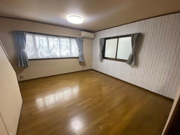 寝屋川市高柳５丁目の中古一戸建