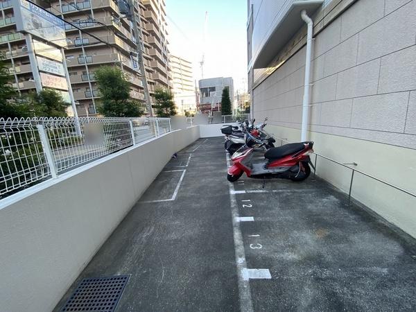 ロイヤルメドゥ香里園タワー