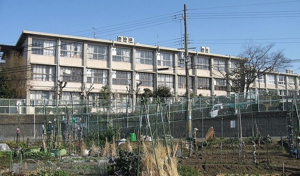 枚方市船橋本町2丁目の新築一戸建(枚方市立樟葉南小学校)