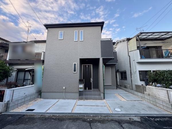 寝屋川市高柳７丁目の新築一戸建