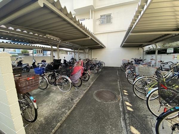 寝屋川東ファミリータウン北1番館