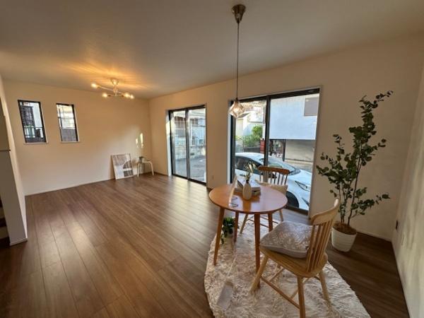 枚方市出口４丁目の新築一戸建