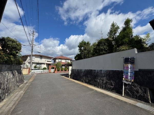 城陽市寺田大谷の土地(前面道路含む現地写真)