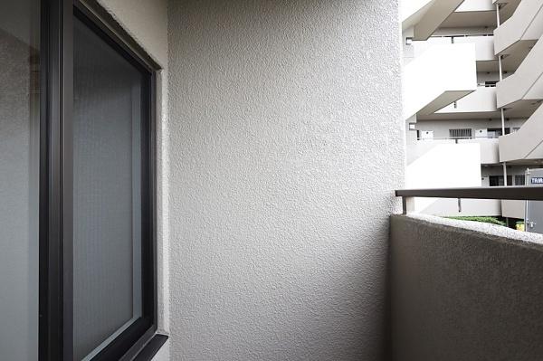 オークヒルズ香里弐番館(バルコニー)