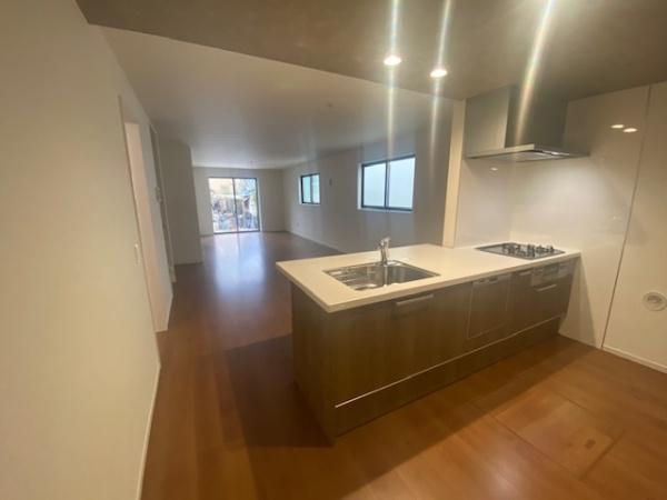 寝屋川市菅相塚町の新築一戸建