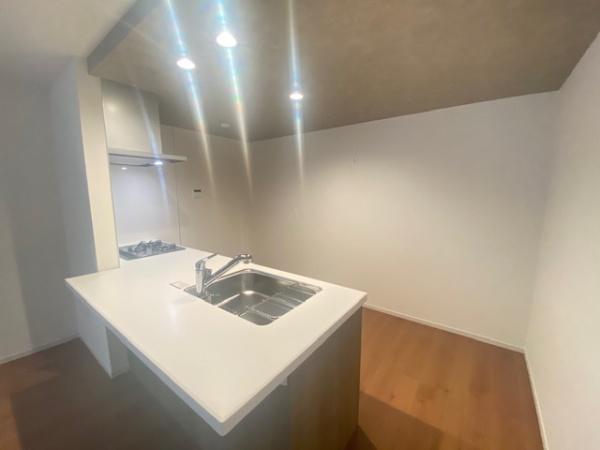 寝屋川市菅相塚町の新築一戸建