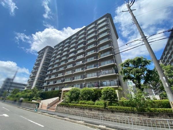 ローズハイツ香里園　3号棟