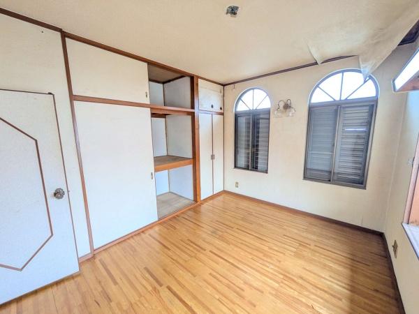 寝屋川市高宮２丁目の中古一戸建て