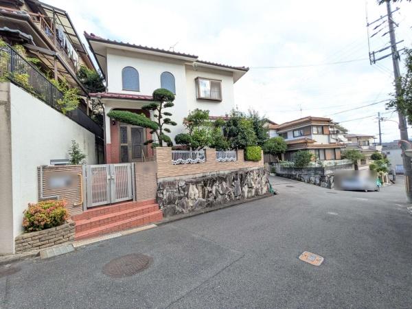 寝屋川市高宮２丁目の中古一戸建