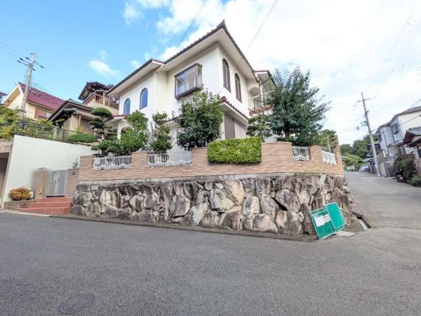 寝屋川市高宮２丁目の中古一戸建