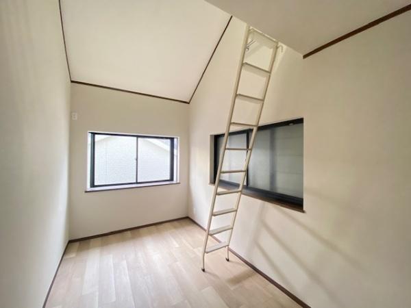 寝屋川市池田西町の中古一戸建て