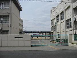 日光ハイツ香里第五(寝屋川市立第二中学校)