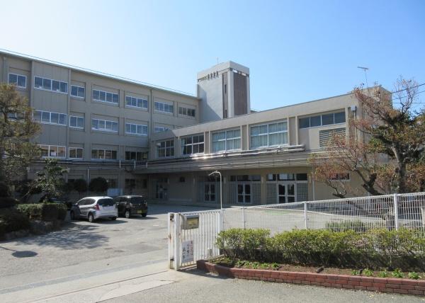 ジオ宝塚売布(宝塚市立宝塚中学校)