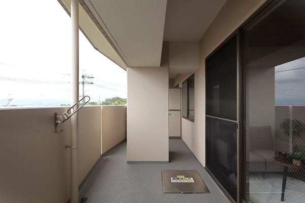 メロディーハイム香里ケ丘ツインビューアルテアタワー