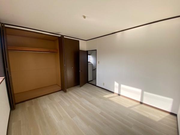 寝屋川市中木田町の中古一戸建て