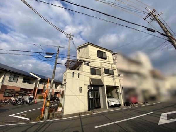 寝屋川市中木田町の中古一戸建て