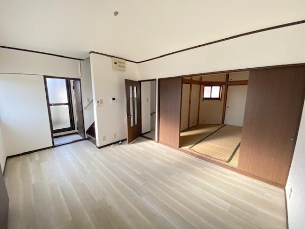 寝屋川市中木田町の中古一戸建