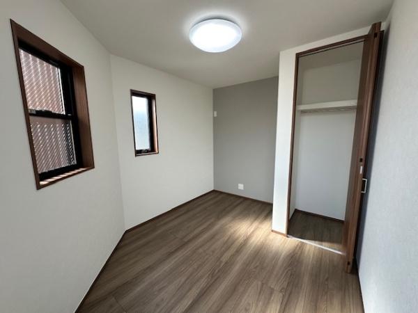 枚方市小倉東町の新築一戸建