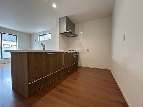 寝屋川市池田本町の新築一戸建