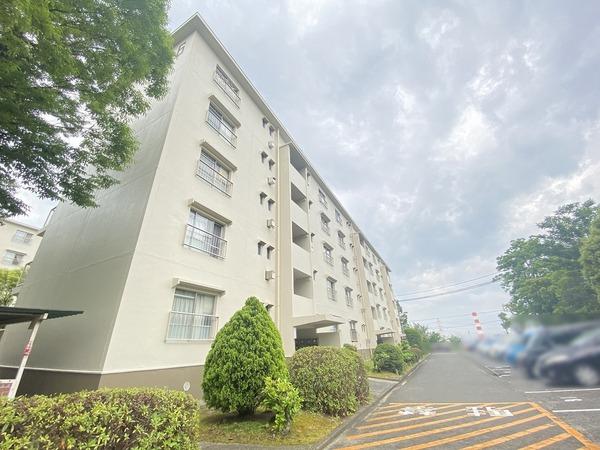 住宅都市整備公団山田池住宅　第6号棟