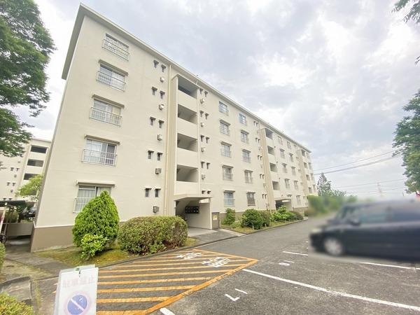 住宅都市整備公団山田池住宅　第6号棟