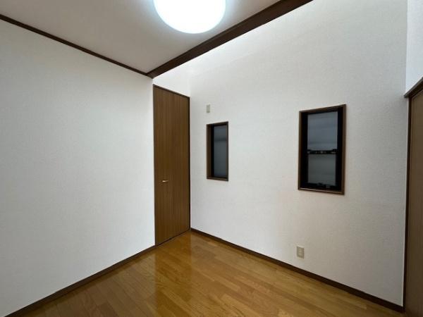 枚方市野村元町の中古一戸建て