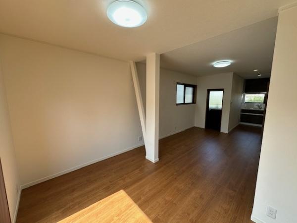 寝屋川市豊野町の中古一戸建