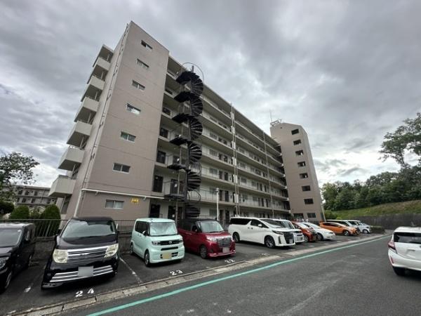 枚方ハイツ第8号棟