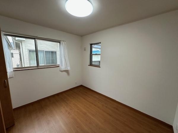 枚方市北中振４丁目の中古一戸建て