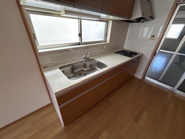 枚方市野村中町の中古一戸建