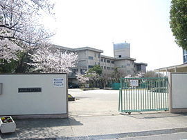 寝屋川市高柳６丁目の中古一戸建て(寝屋川市立第九中学校)