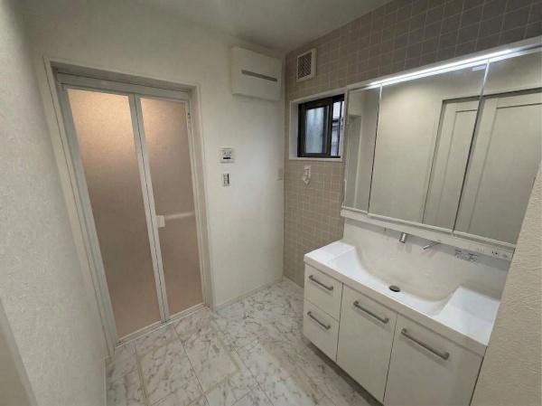 寝屋川市幸町の中古一戸建て