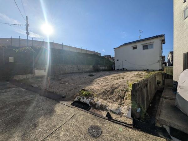 枚方市養父丘２丁目の土地