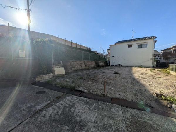枚方市養父丘２丁目の土地