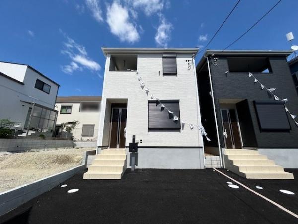枚方市香里ケ丘１１丁目の新築一戸建