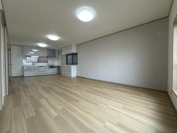 寝屋川市春日町の中古一戸建