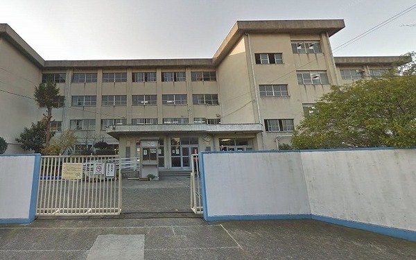 寝屋川市楠根北町の新築一戸建(寝屋川市立楠根小学校)