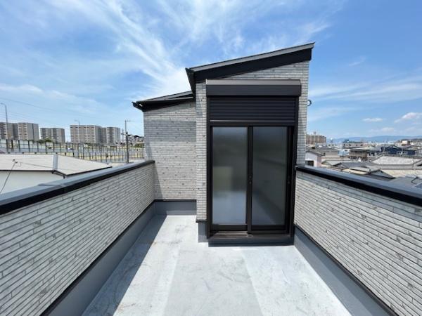 寝屋川市緑町の中古一戸建て