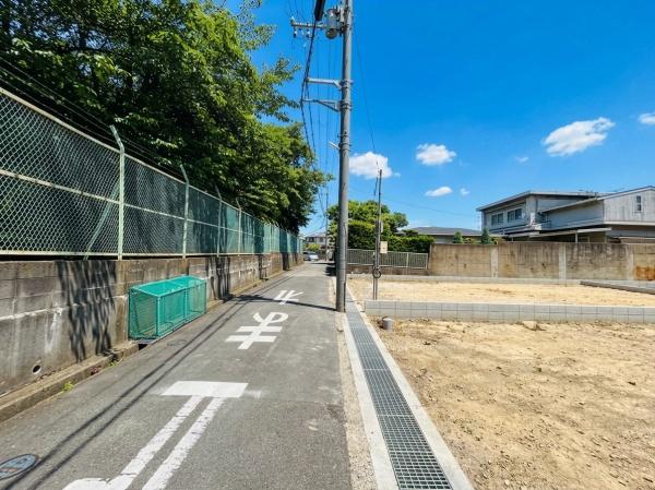 枚方市香里ケ丘８丁目の新築一戸建