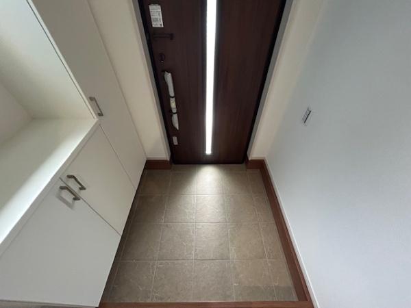 寝屋川市春日町の新築一戸建