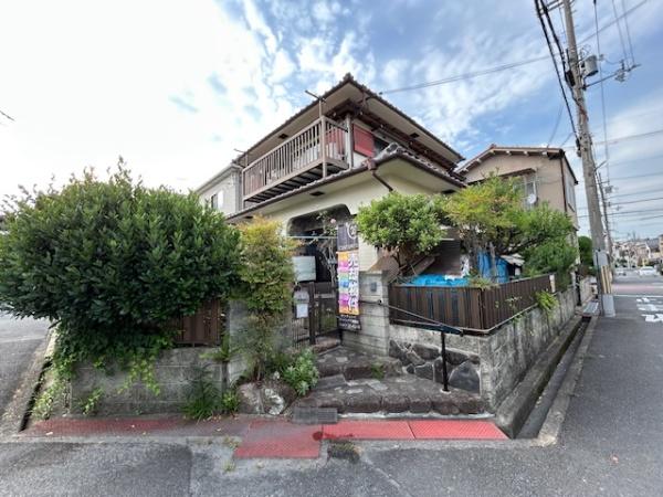 枚方市藤阪元町３丁目の土地