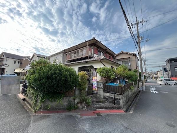 枚方市藤阪元町３丁目の土地