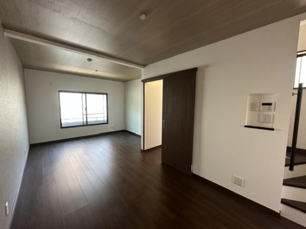 寝屋川市高柳１丁目の中古一戸建