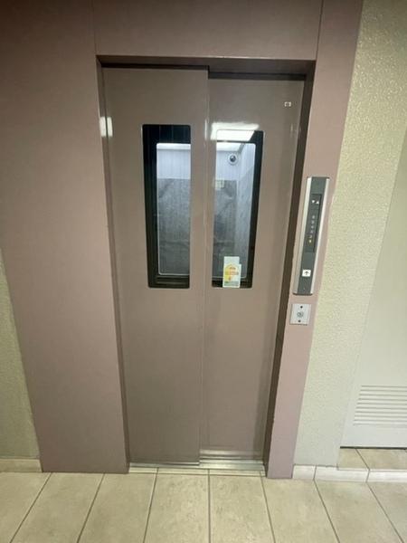 日商岩井香里ケ丘マンション
