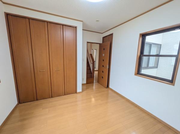 寝屋川市三井南町の中古一戸建て