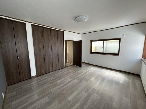 寝屋川市木屋元町の中古一戸建て