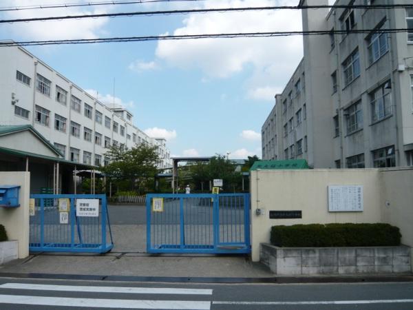 高槻市野田３丁目の土地(高槻市立北大冠小学校)